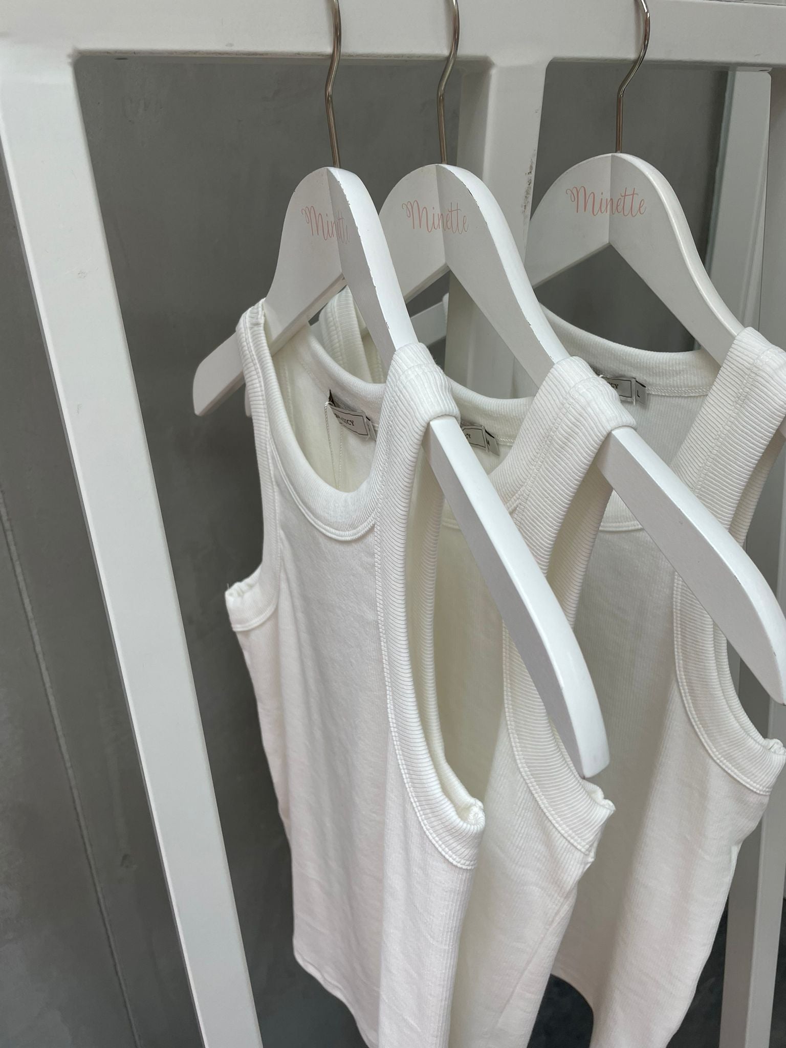 Minette Basic Tank Top weiss